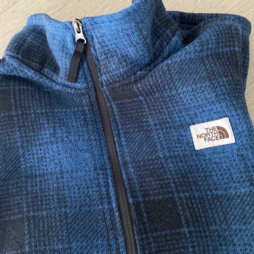 North Face men’s 1/2 zip pullover XL